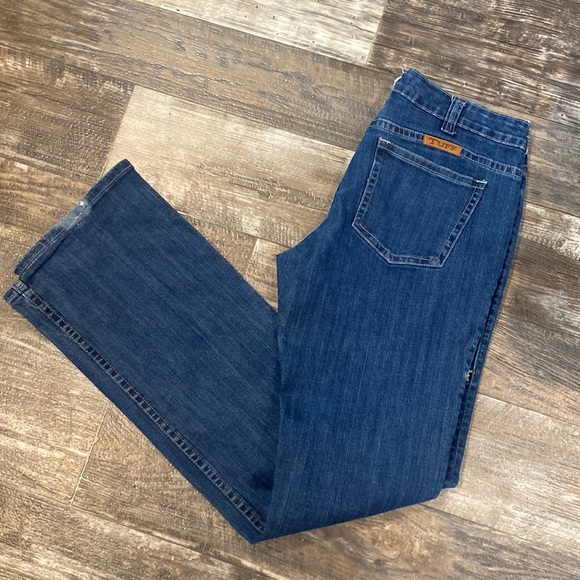 Cowgirl Tuff Dark Wash Jeans. 31x37 - Picture 2 of 7